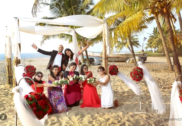 beach wedding photographs